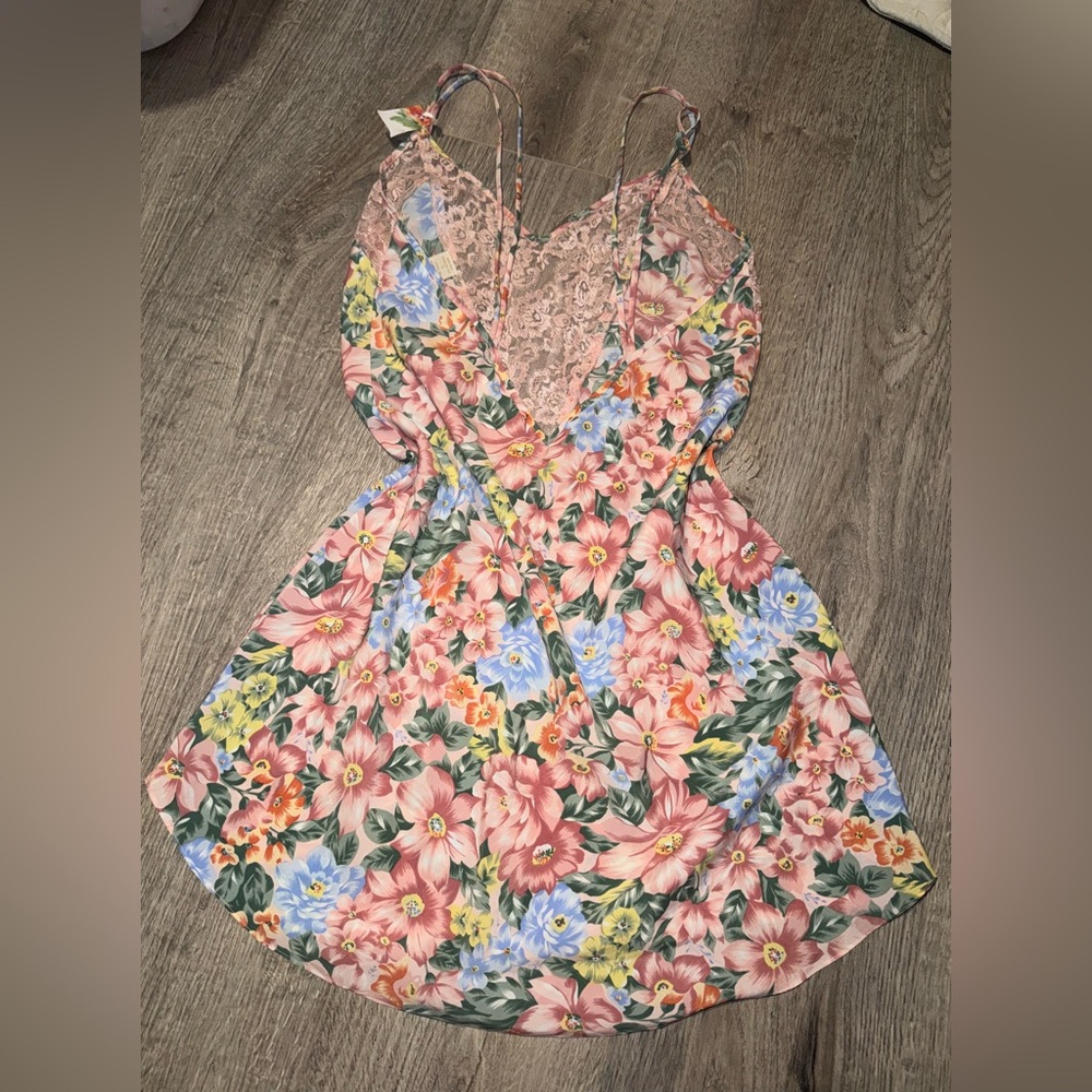 Victoria’s Secret vintage 90’s gold label floral lace slip dress - Picture 3 of 5